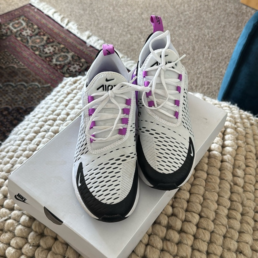 Nike Air Max 270